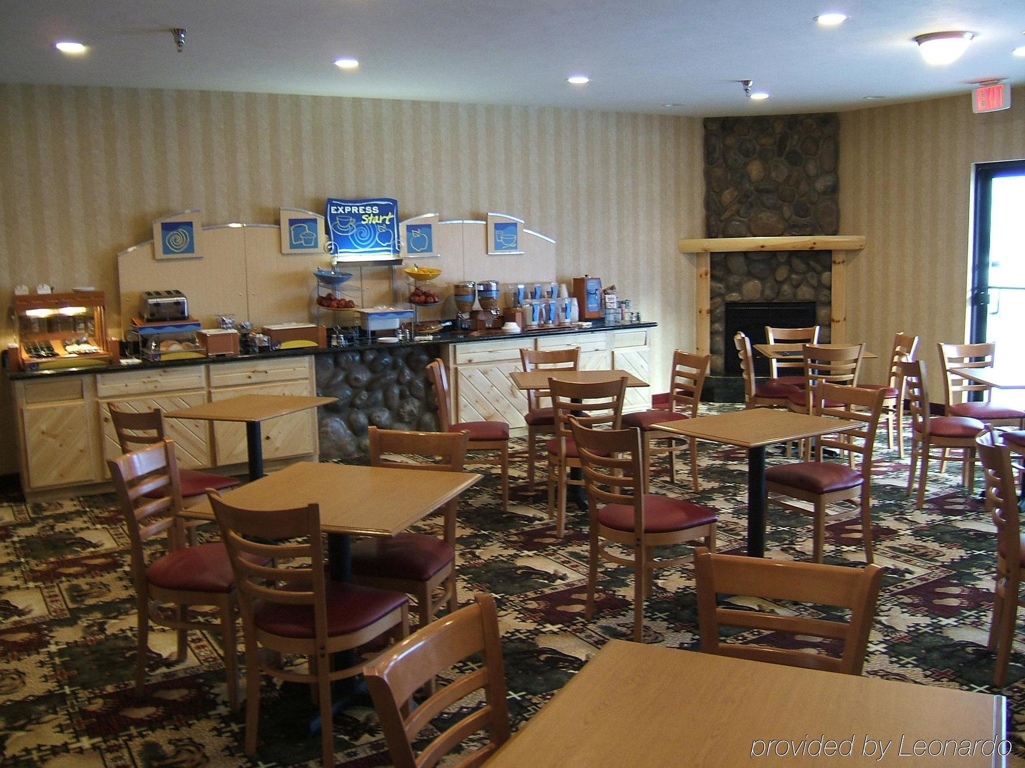 Holiday Inn Express Munising-Lakeview, An Ihg Hotel Restoran fotoğraf