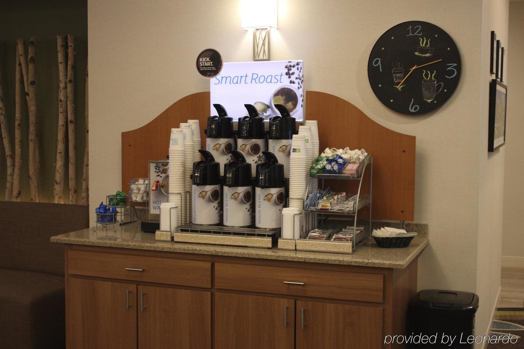 Holiday Inn Express Munising-Lakeview, An Ihg Hotel Dış mekan fotoğraf