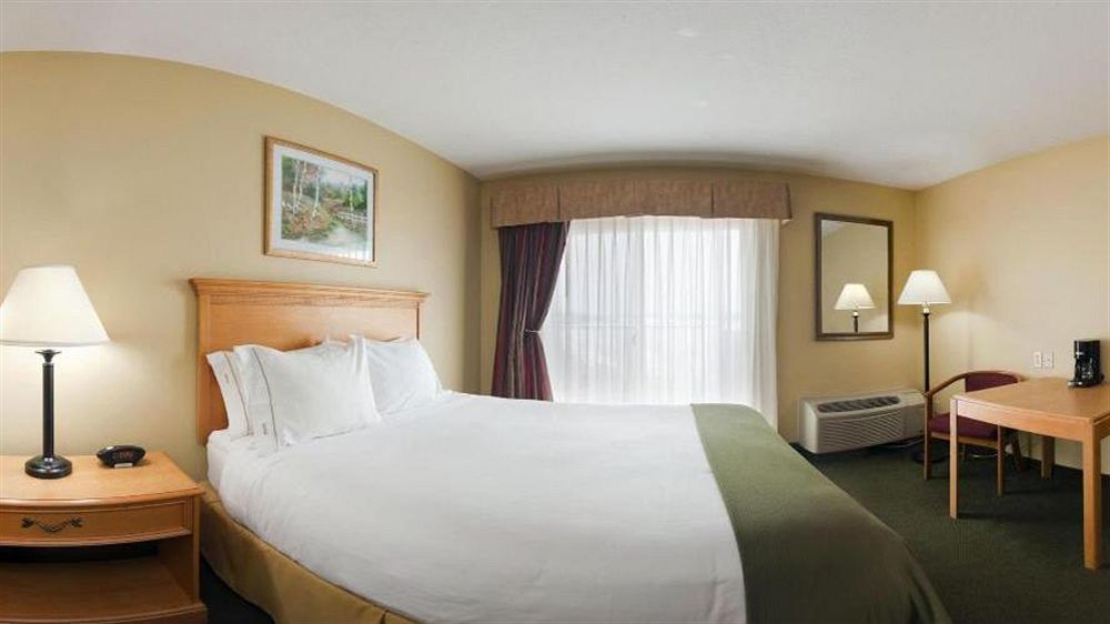 Holiday Inn Express Munising-Lakeview, An Ihg Hotel Dış mekan fotoğraf