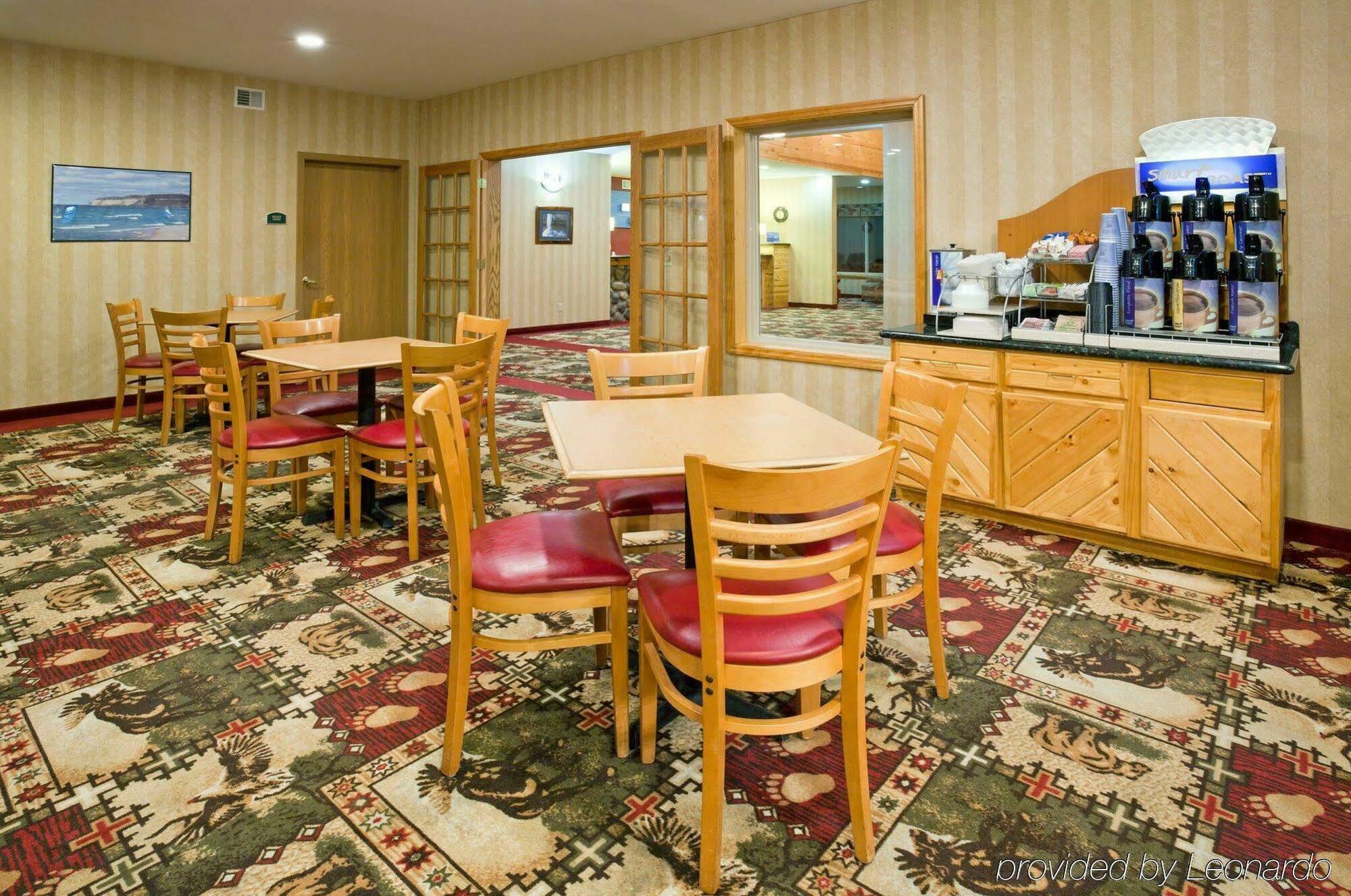 Holiday Inn Express Munising-Lakeview, An Ihg Hotel Restoran fotoğraf